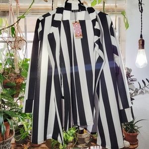 Plus Size Striped Suit Set